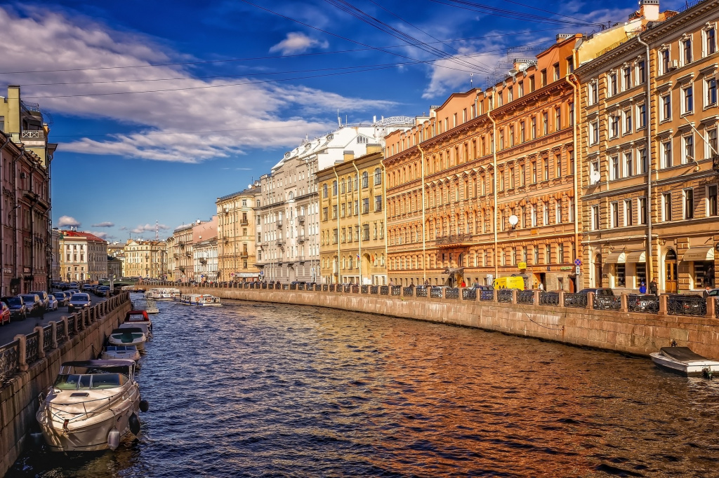 Фото Путеводитель по Санкт-Петербургу